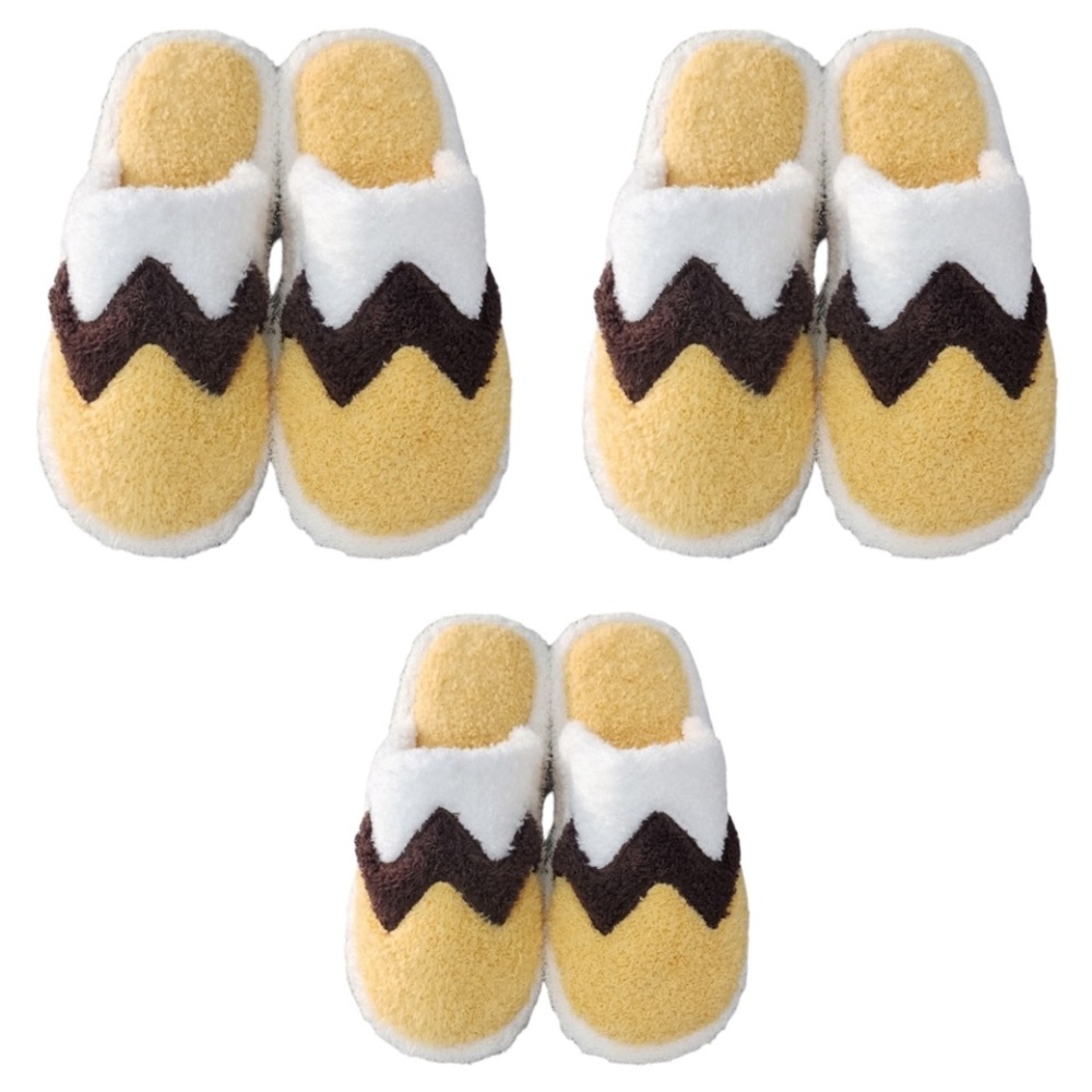 ✔️⭐️🖤💛NWT comfy Slippers